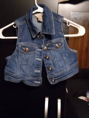 arizona jean company jean jacket medium (10-12)